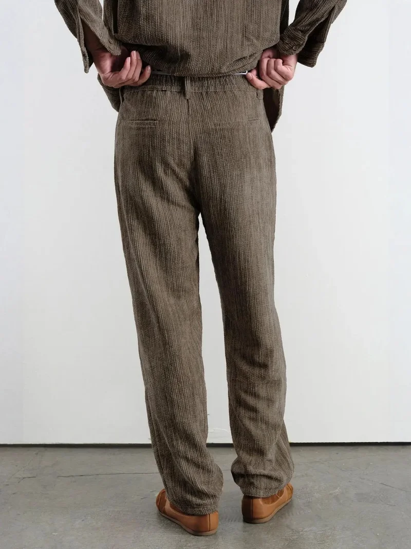 Giesto Beaver Brown GIESTO Mid Waist Pleated Straight Leg Pants for Men | Best Price UAE